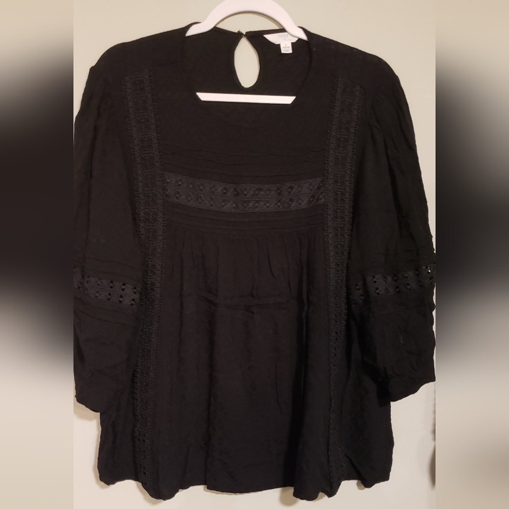 Women's Top Color Black